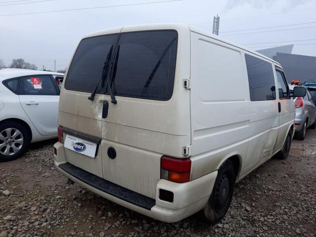 2002 VOLKSWAGEN TRANSPORTE