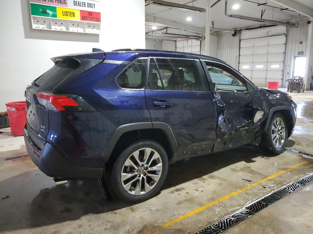 2020 Toyota RAV 4 - Image 3
