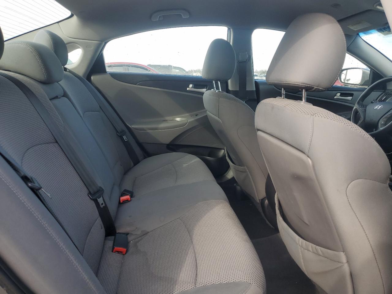 2014 Hyundai Sonata - Image 10