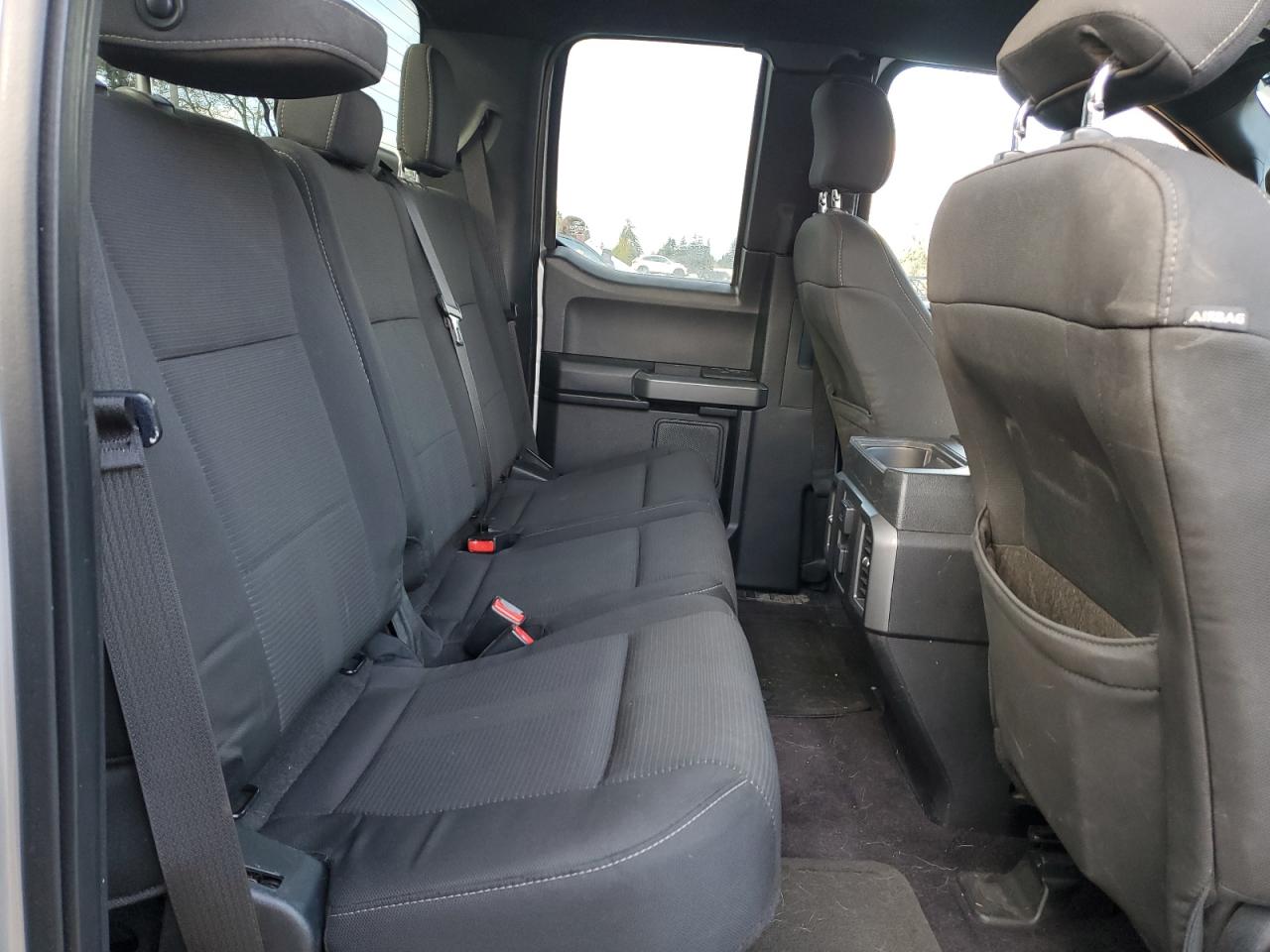 2015 Ford F-150 - Image 10