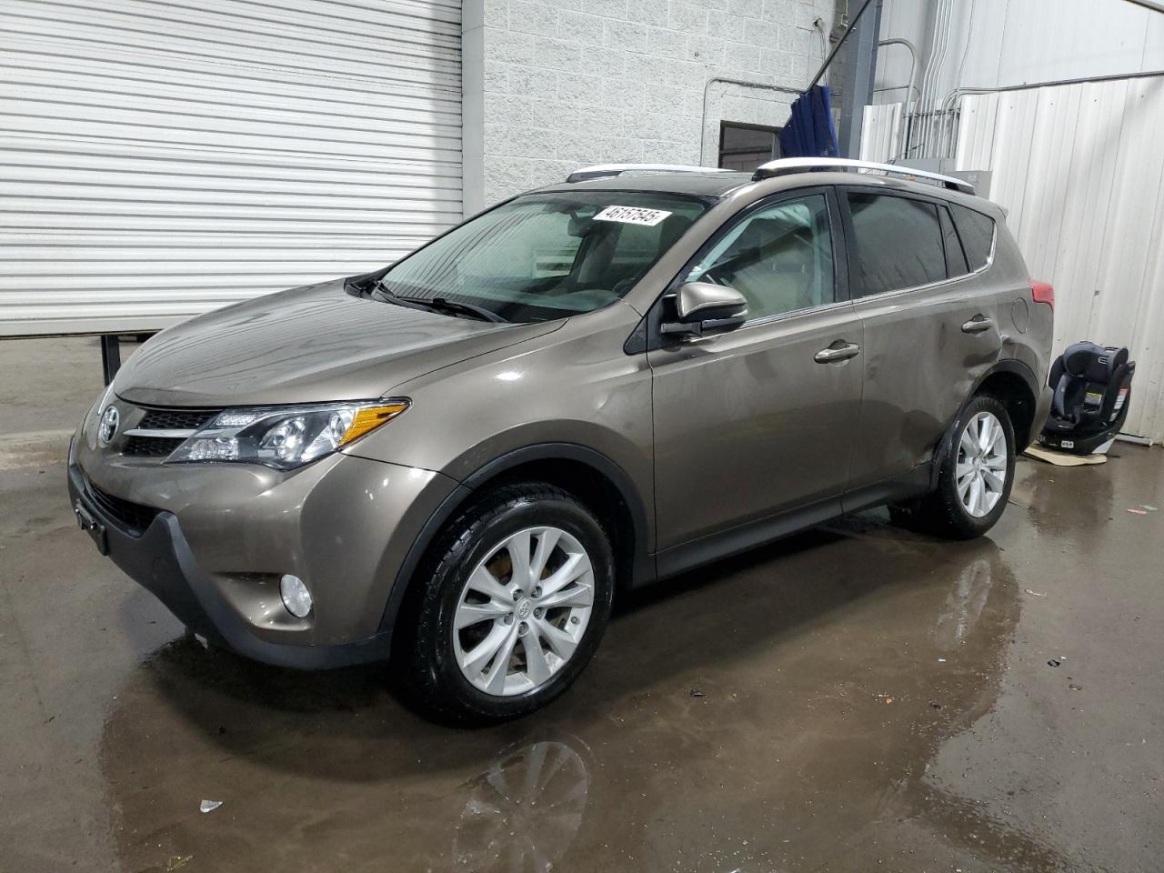 2015 Toyota RAV 4 - Image 1
