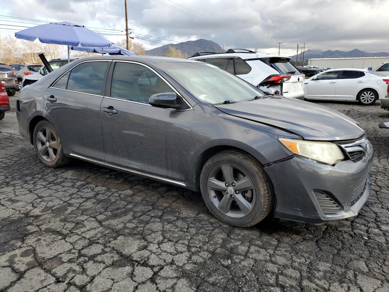 2013 Toyota Camry - Image 4