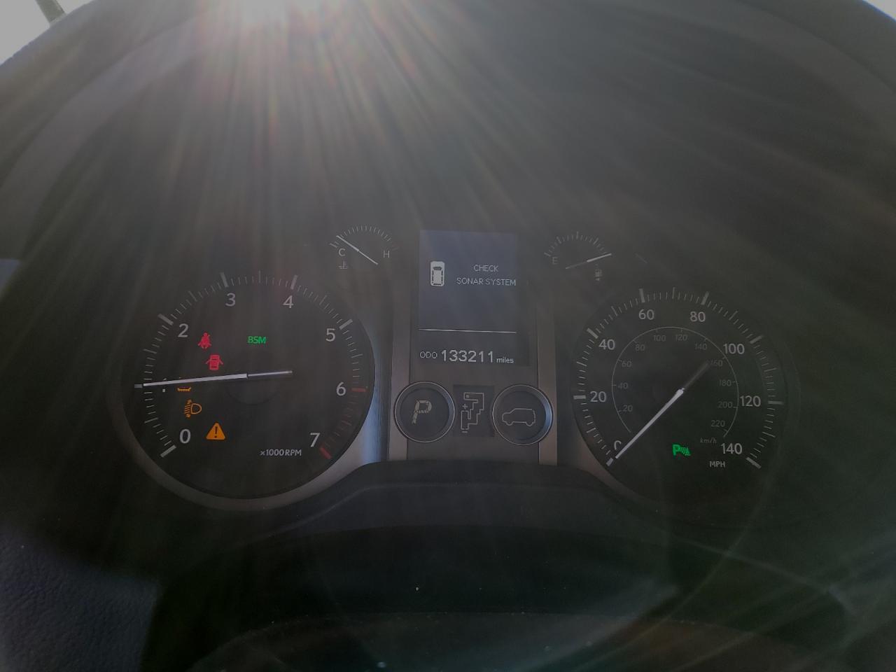 2017 Lexus GX - Image 9