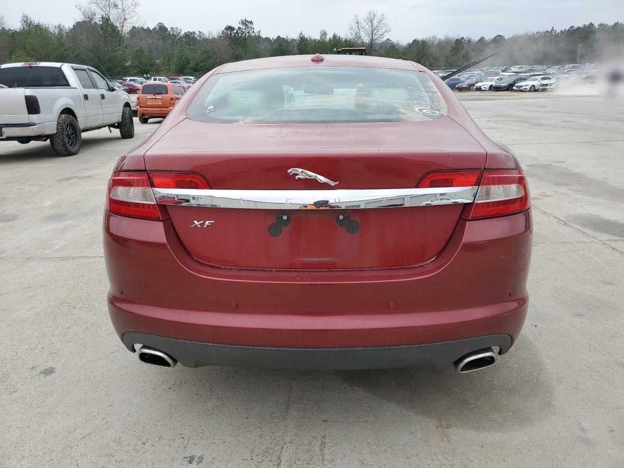 2009 Jaguar XF - Image 6