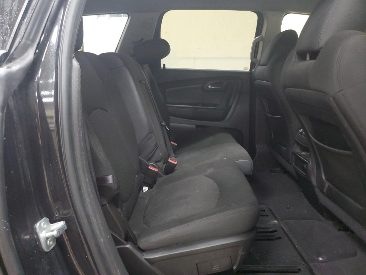 2012 Chevrolet Traverse - Image 11