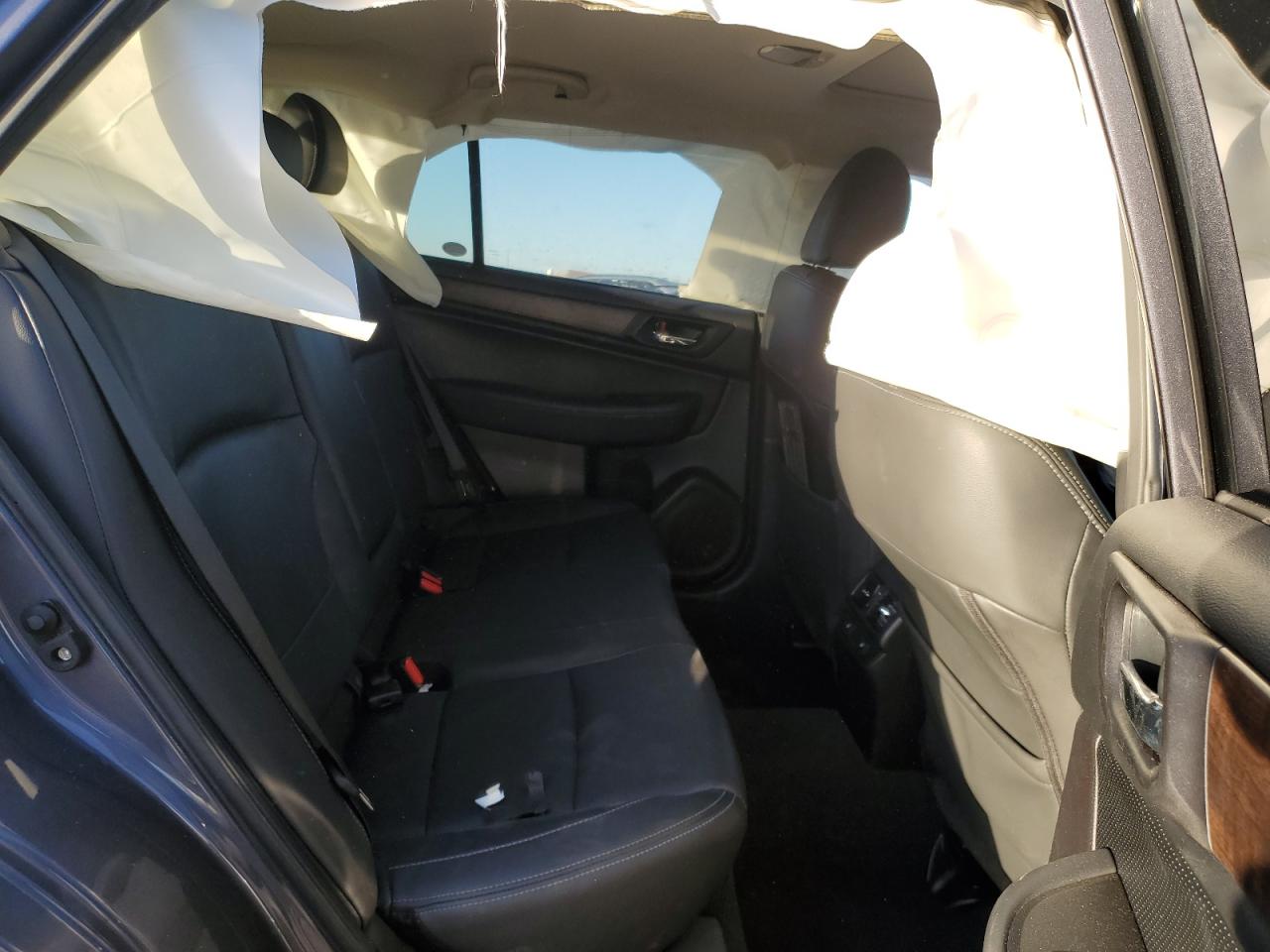 2016 Subaru Outback - Image 11