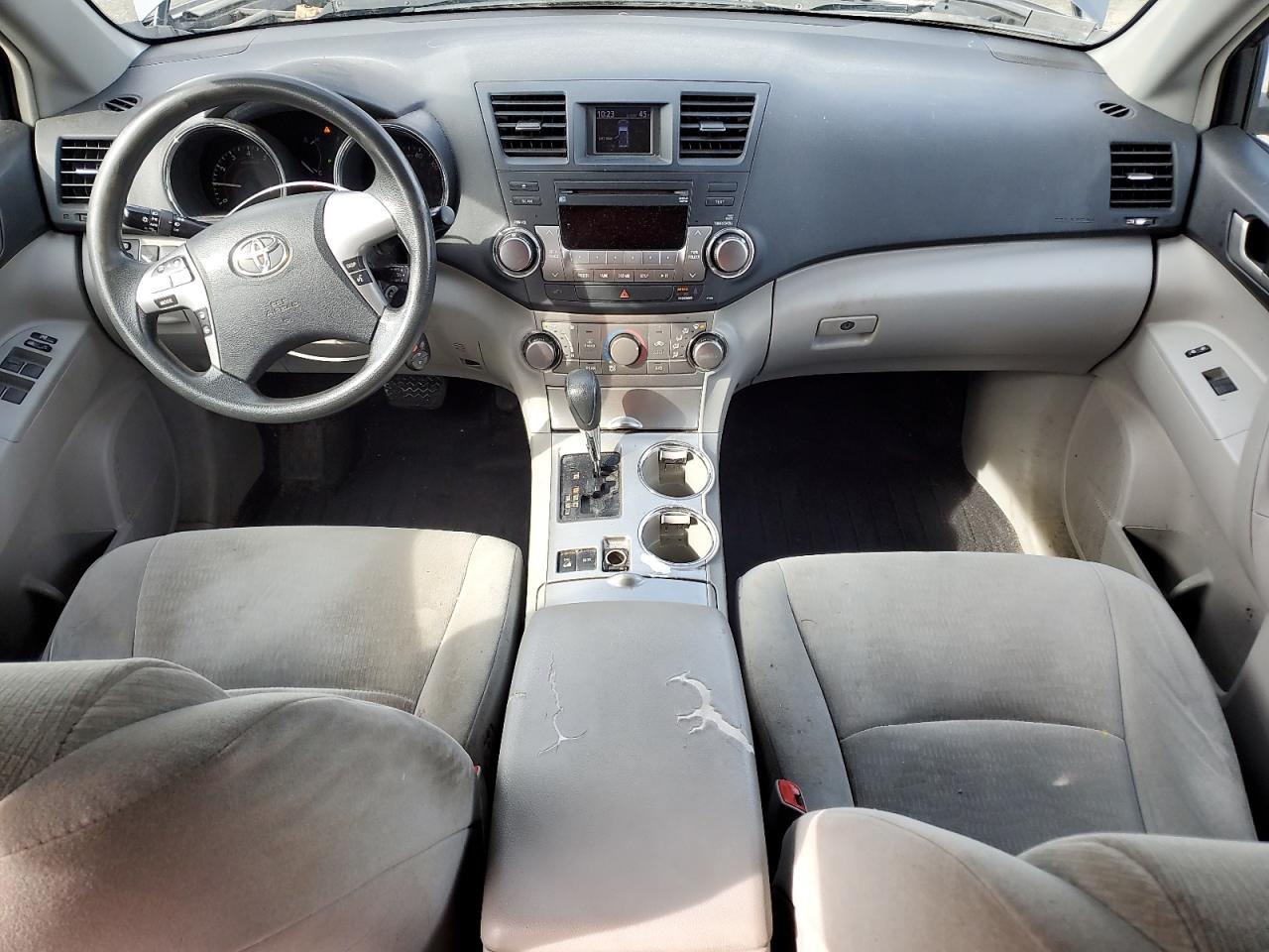 2012 Toyota Highlander - Image 8