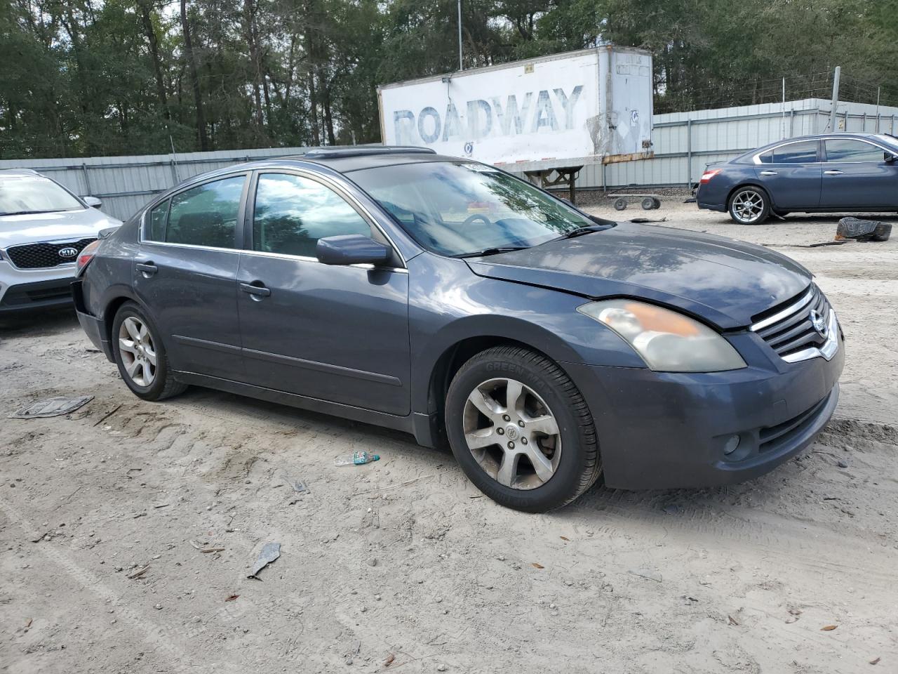 2009 Nissan Altima - Image 4