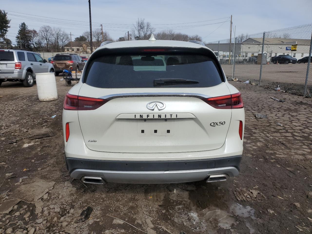 2019 Infiniti QX50 - Image 6