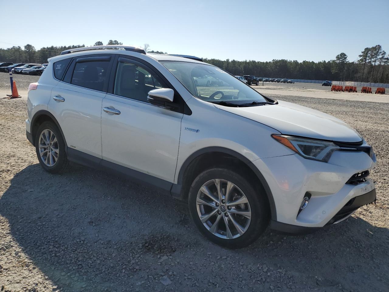 2016 Toyota RAV 4 - Image 4