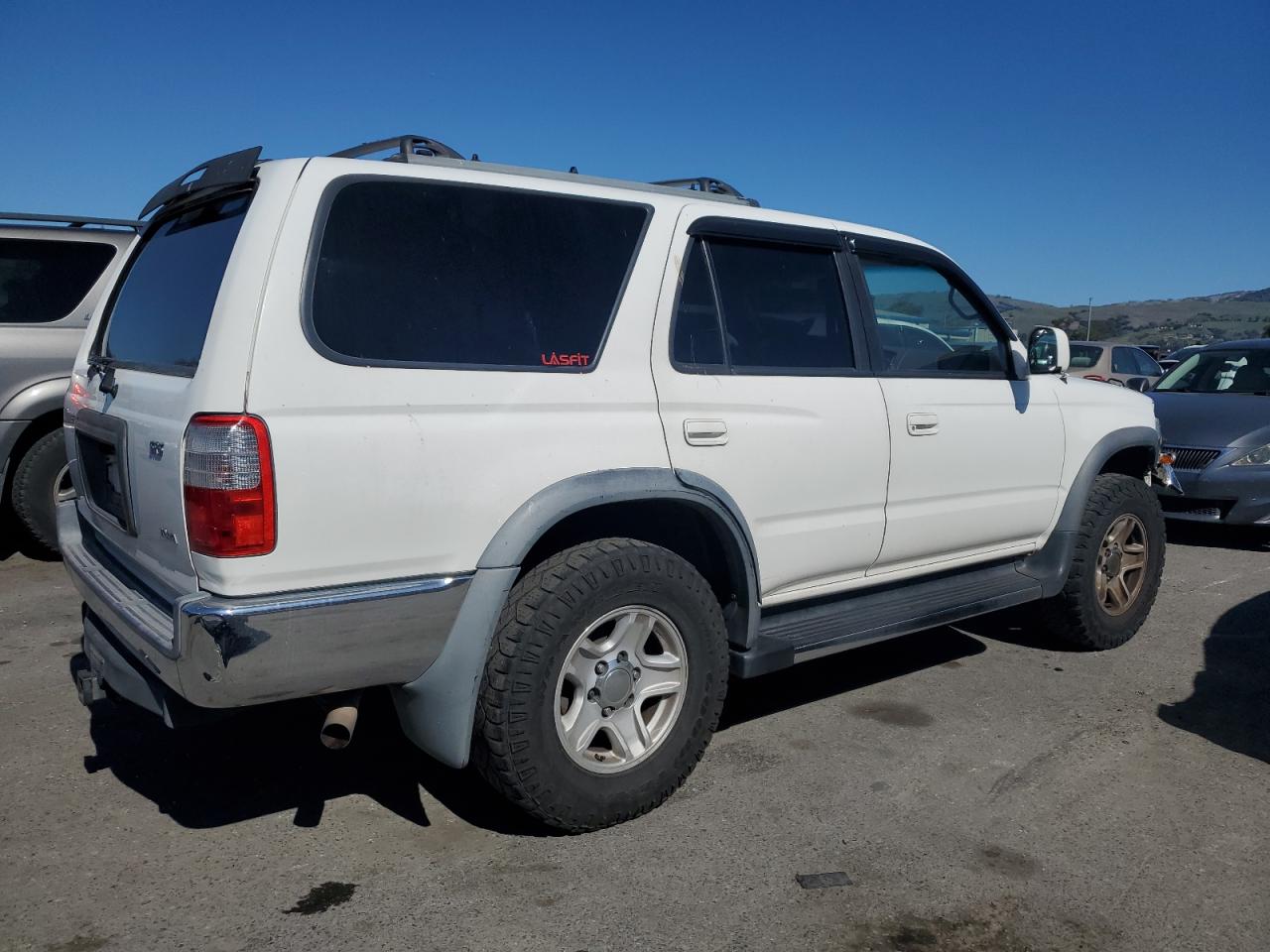 2000 Toyota 4Runner - Image 3