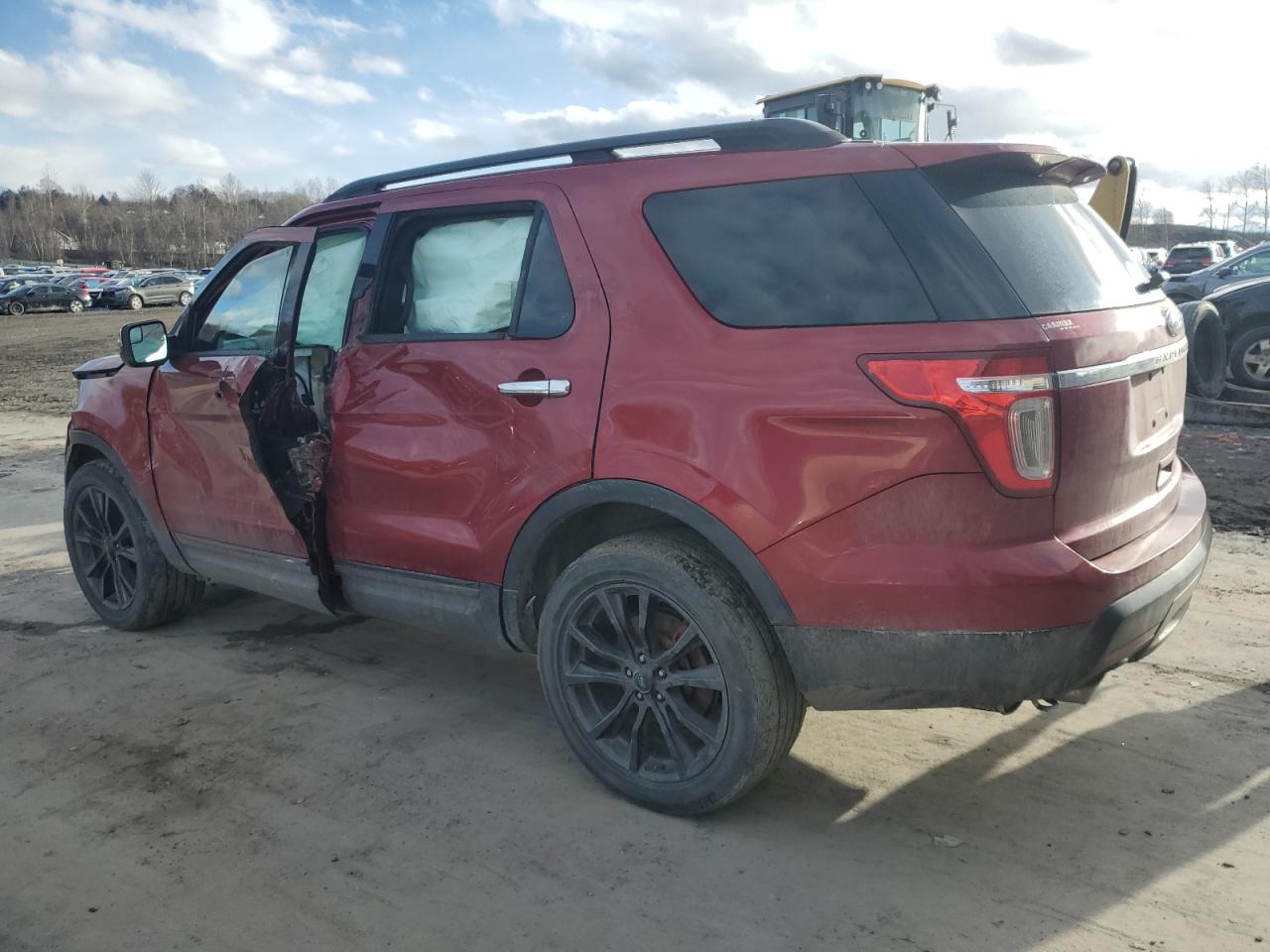 2015 Ford Explorer - Image 2