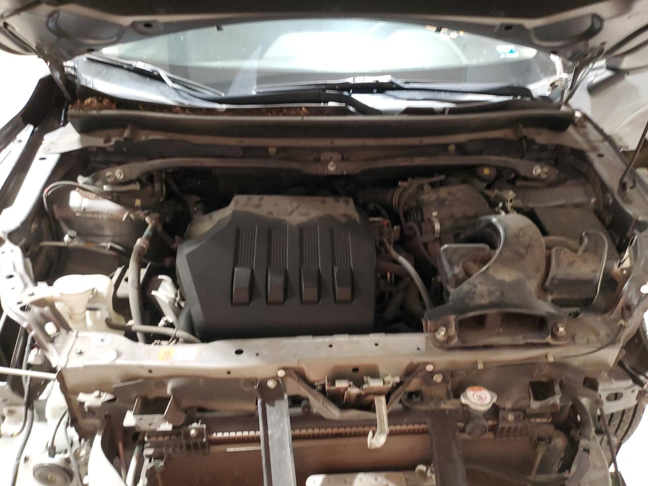 2019 Mitsubishi Eclipse - Image 11