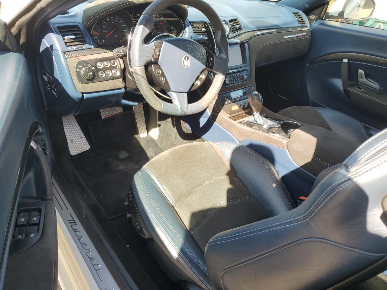 2015 Maserati GranTurismo - Image 8