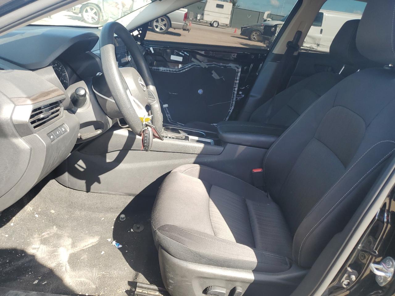 2024 Nissan Altima - Image 7