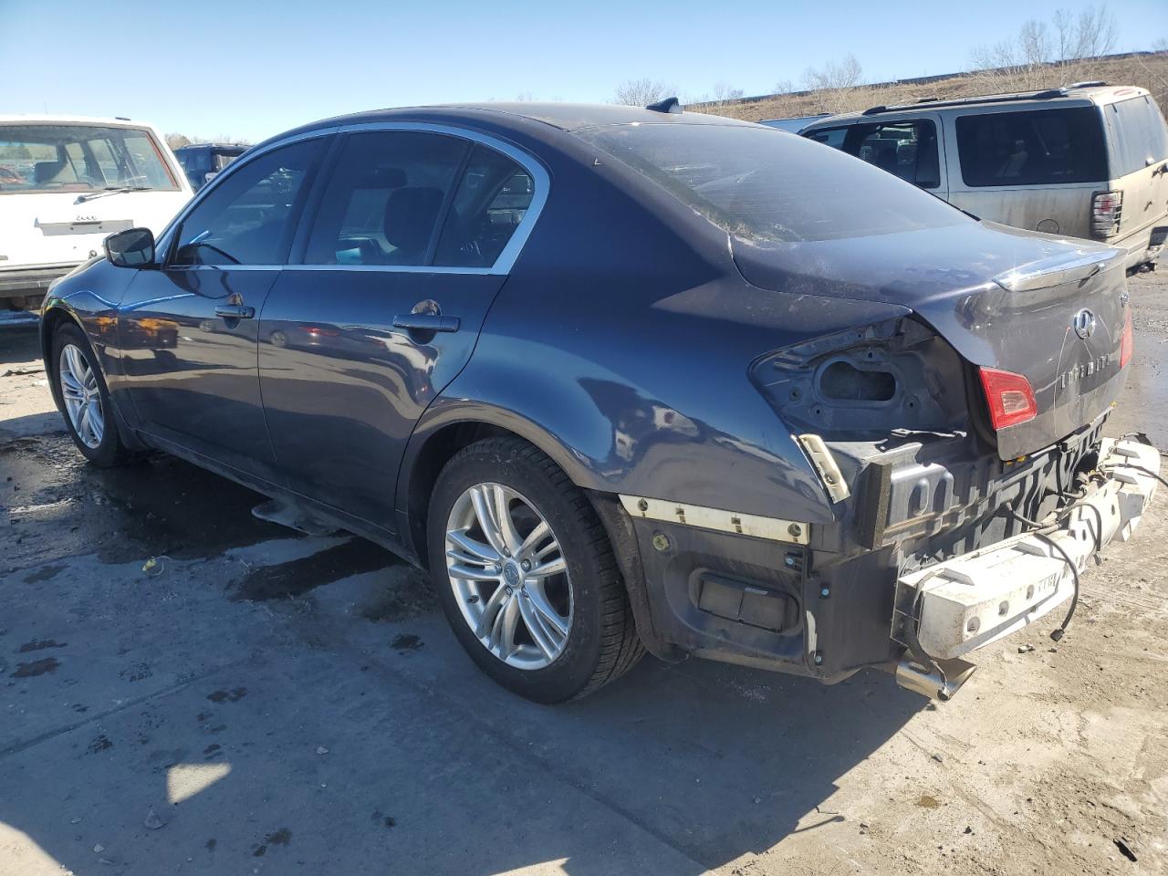 2012 Infiniti G - Image 2
