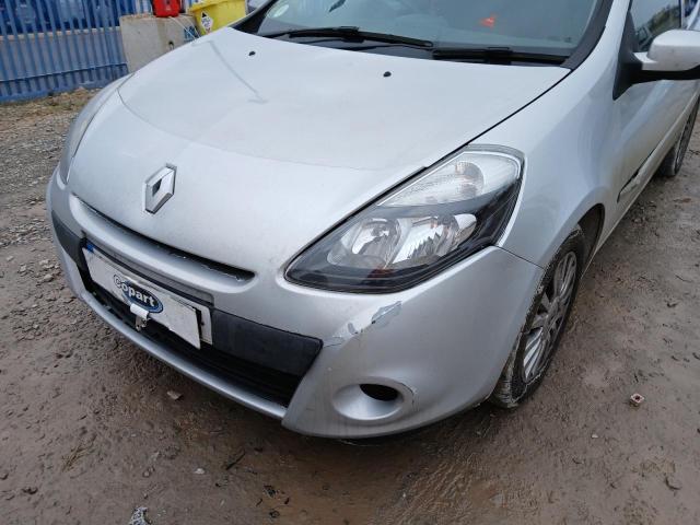 2011 RENAULT CLIO I-MUS