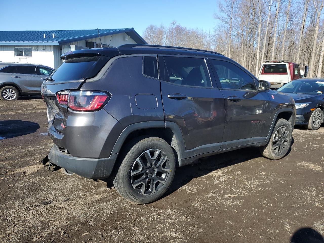 2021 Jeep Compass - Image 3