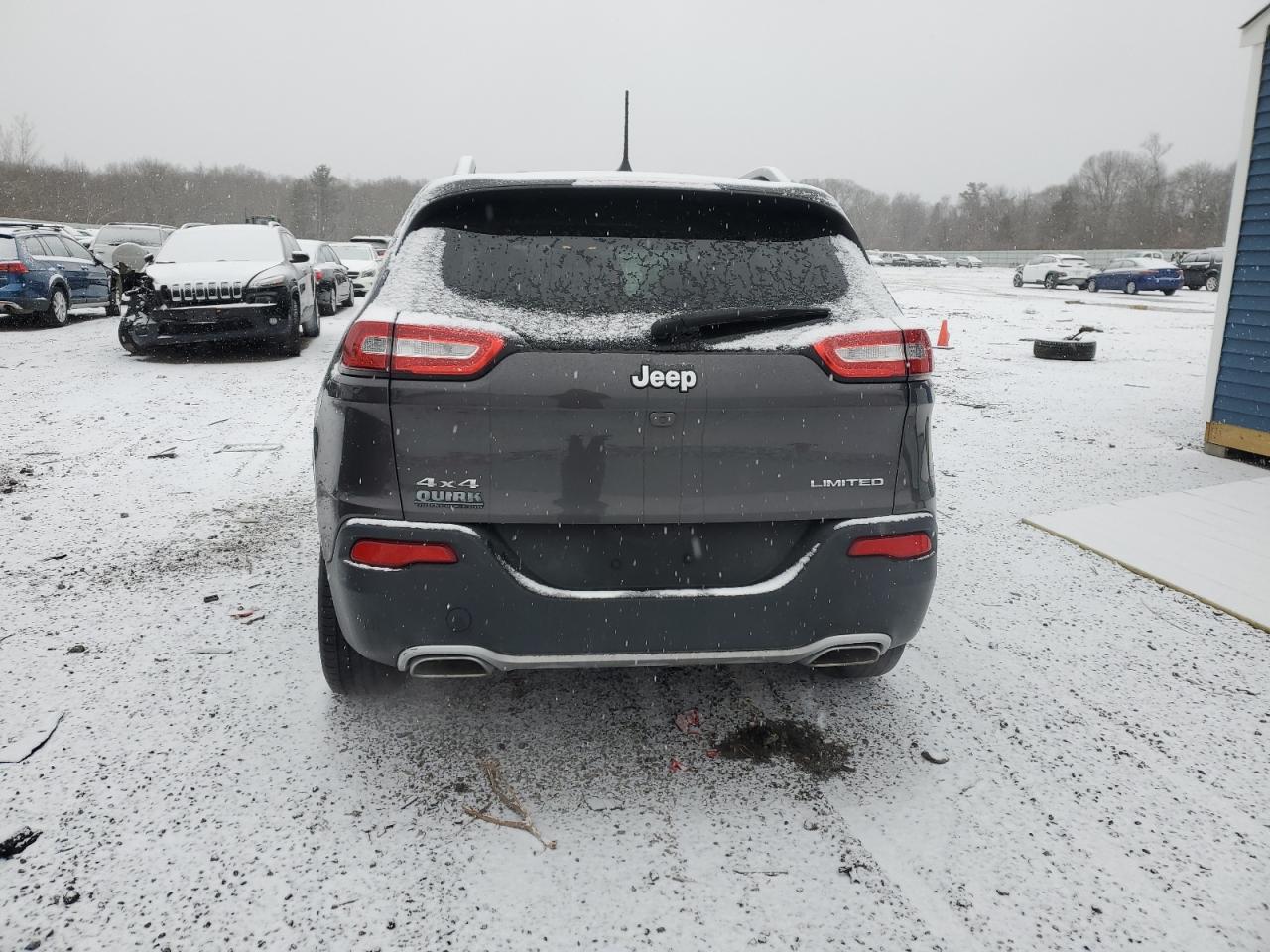 2017 Jeep Grand Cherokee - Image 6