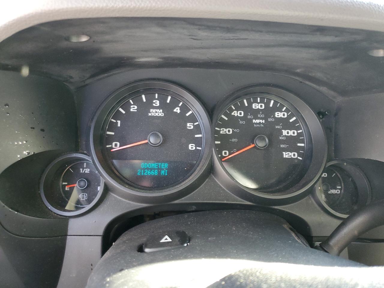 2008 Chevrolet Silverado - Image 9