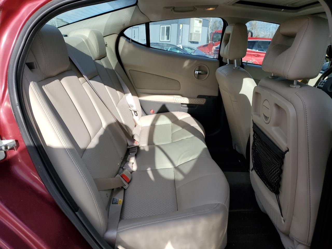 2004 Pontiac Grand Prix - Image 10
