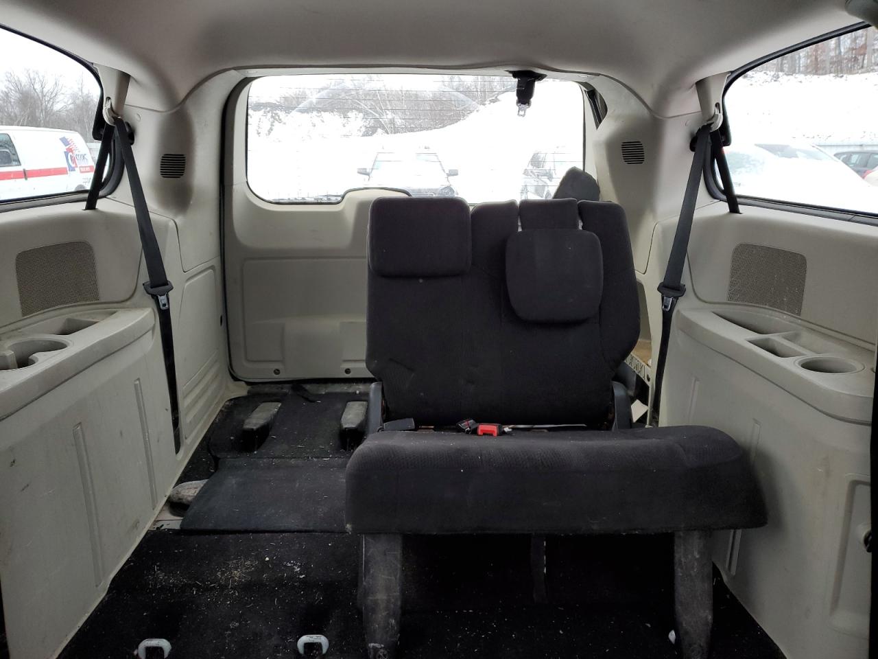 2011 Dodge Caravan - Image 10