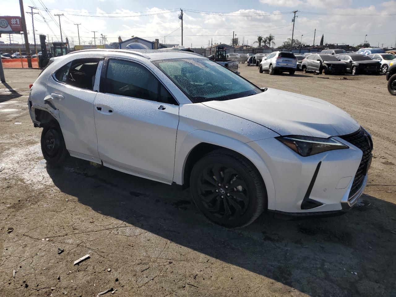 2024 Lexus UX - Image 4