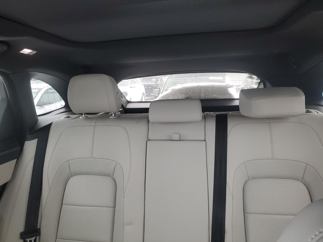 2024 Jaguar F-Pace - Image 10