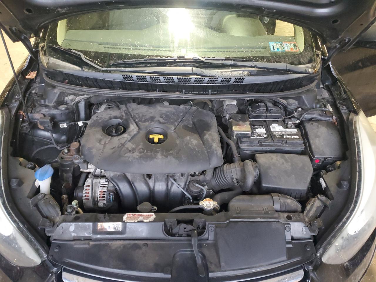 2015 Hyundai Elantra - Image 11