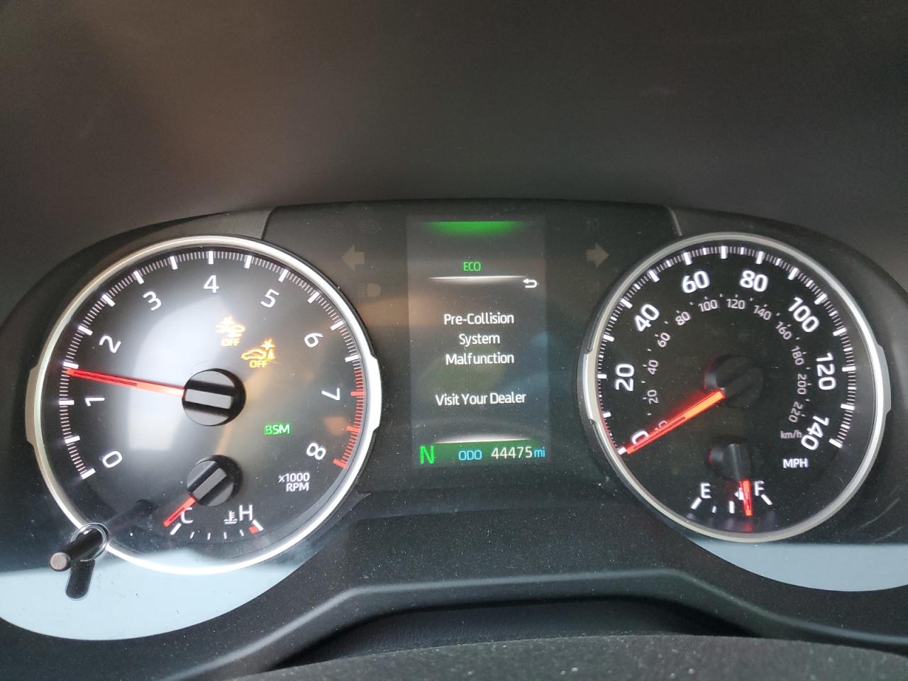 2019 Toyota RAV 4 - Image 9