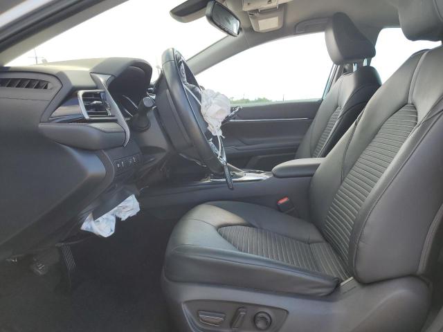  TOYOTA CAMRY 2020 Silver