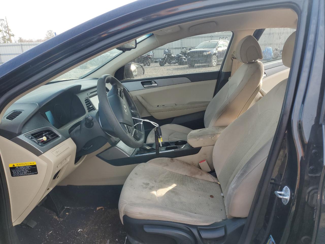 2016 Hyundai Sonata - Image 7