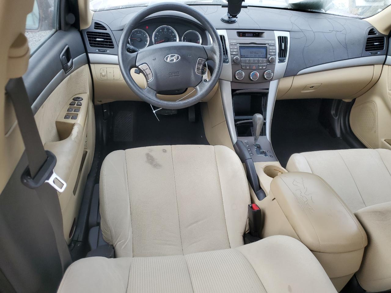 2009 Hyundai Sonata - Image 8