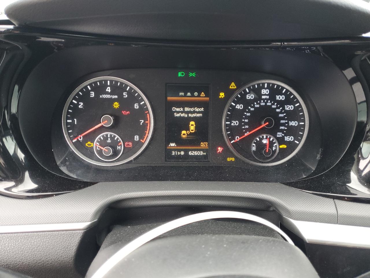 2023 Kia K5 - Image 9