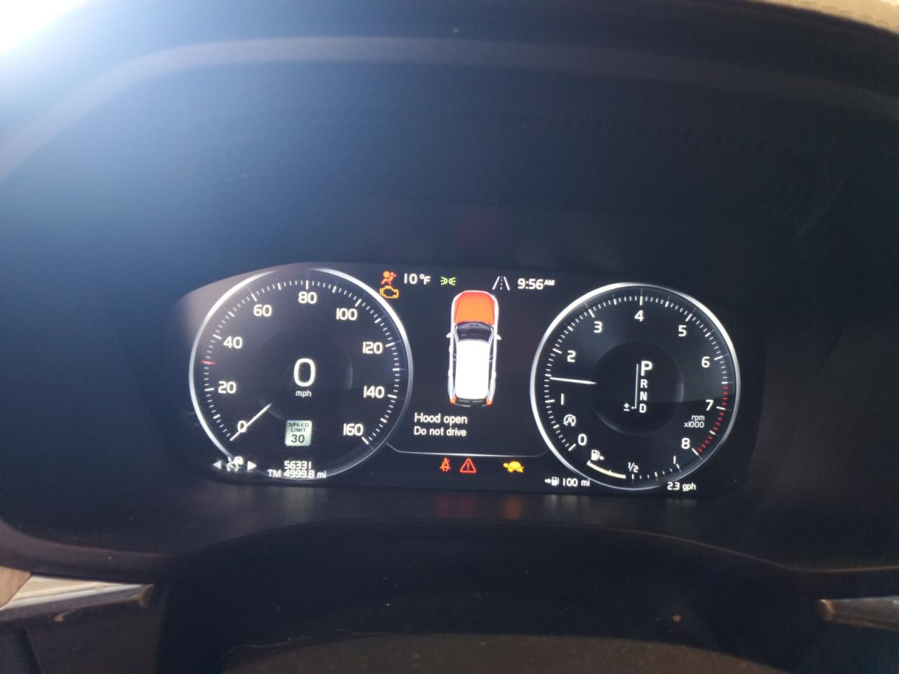 2020 Volvo XC60 - Image 9