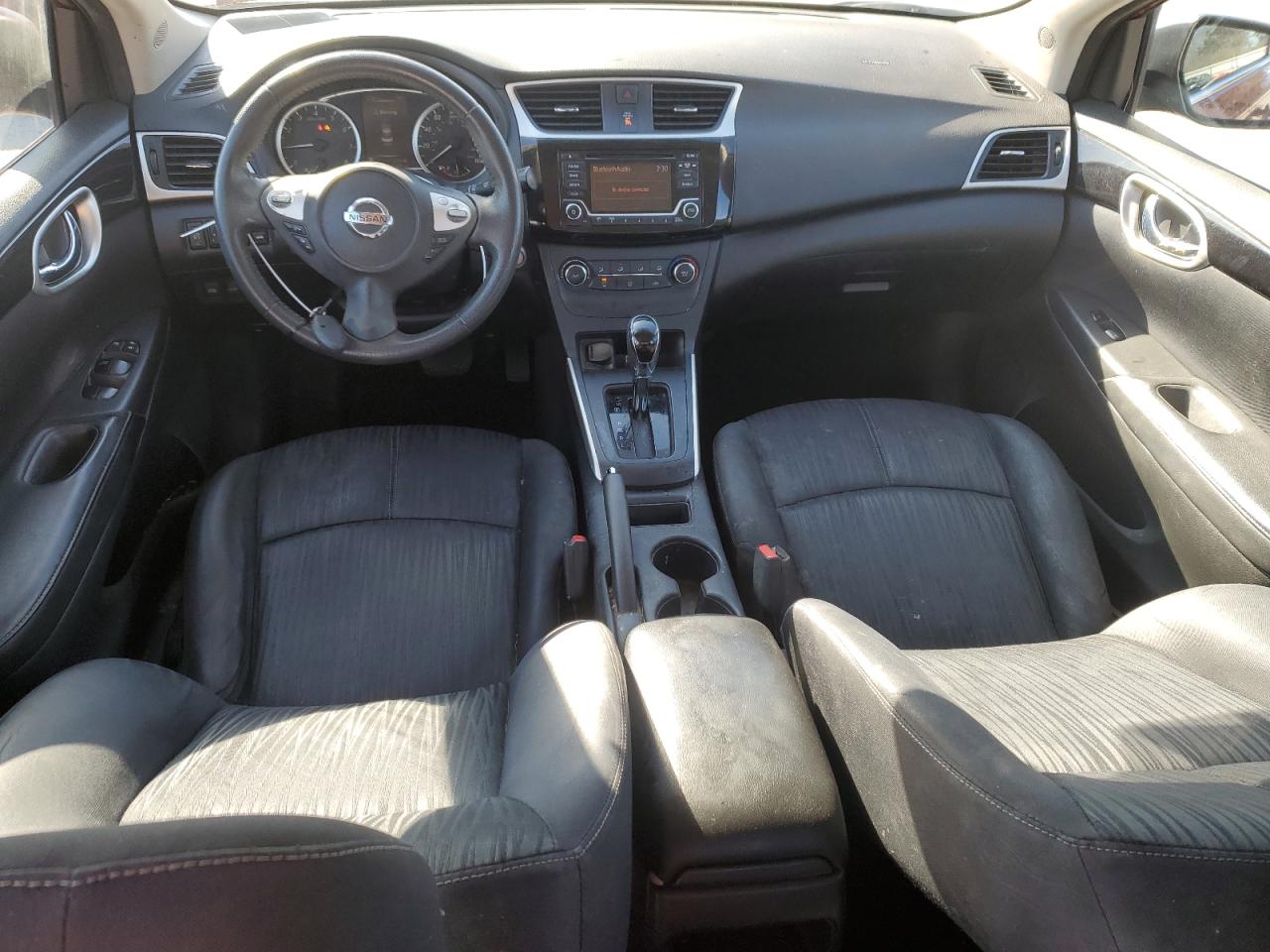 2016 Nissan Sentra - Image 8