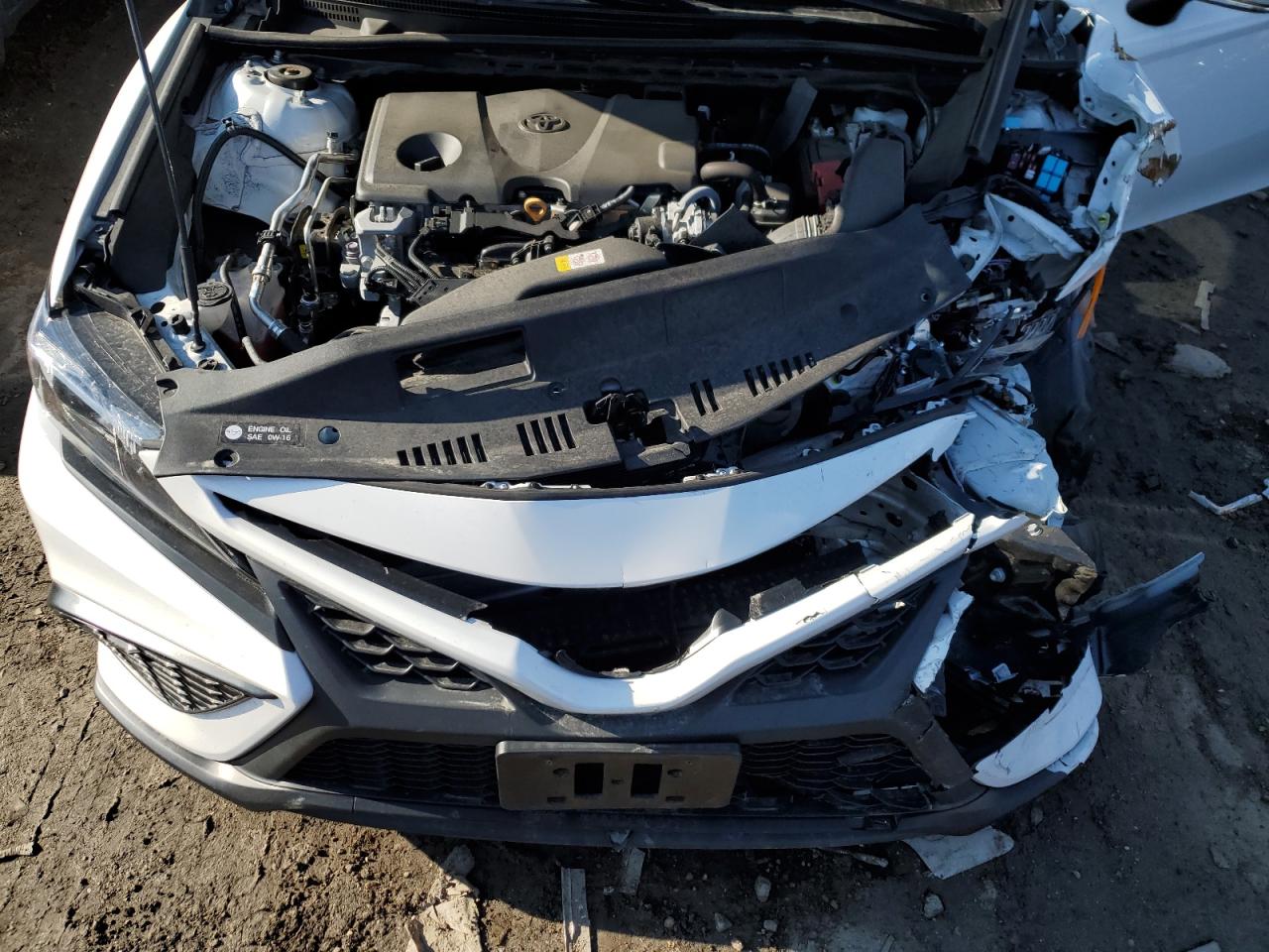 2022 Toyota Camry - Image 11