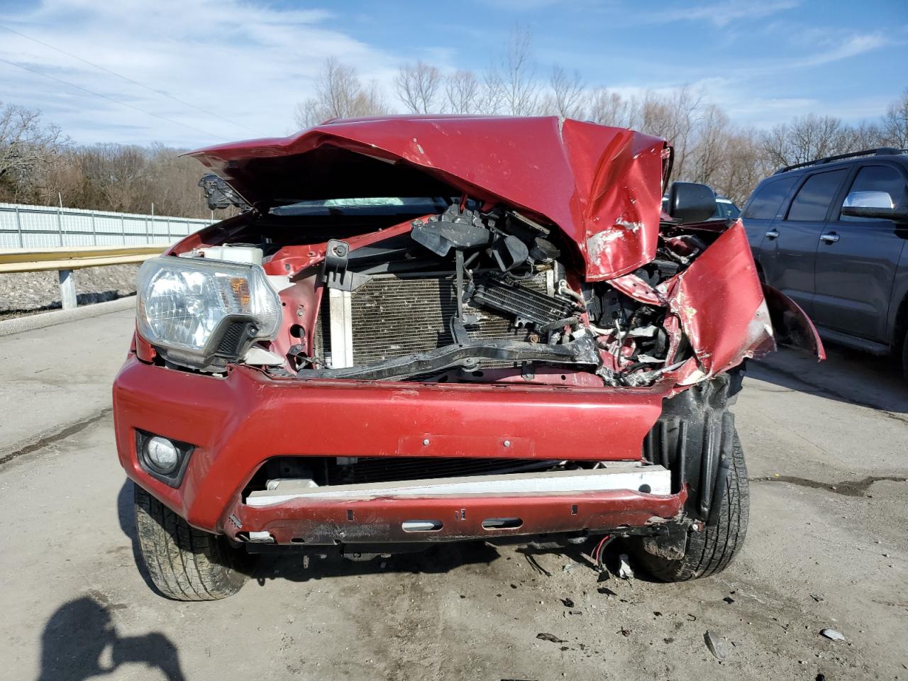2015 Toyota Tacoma - Image 5