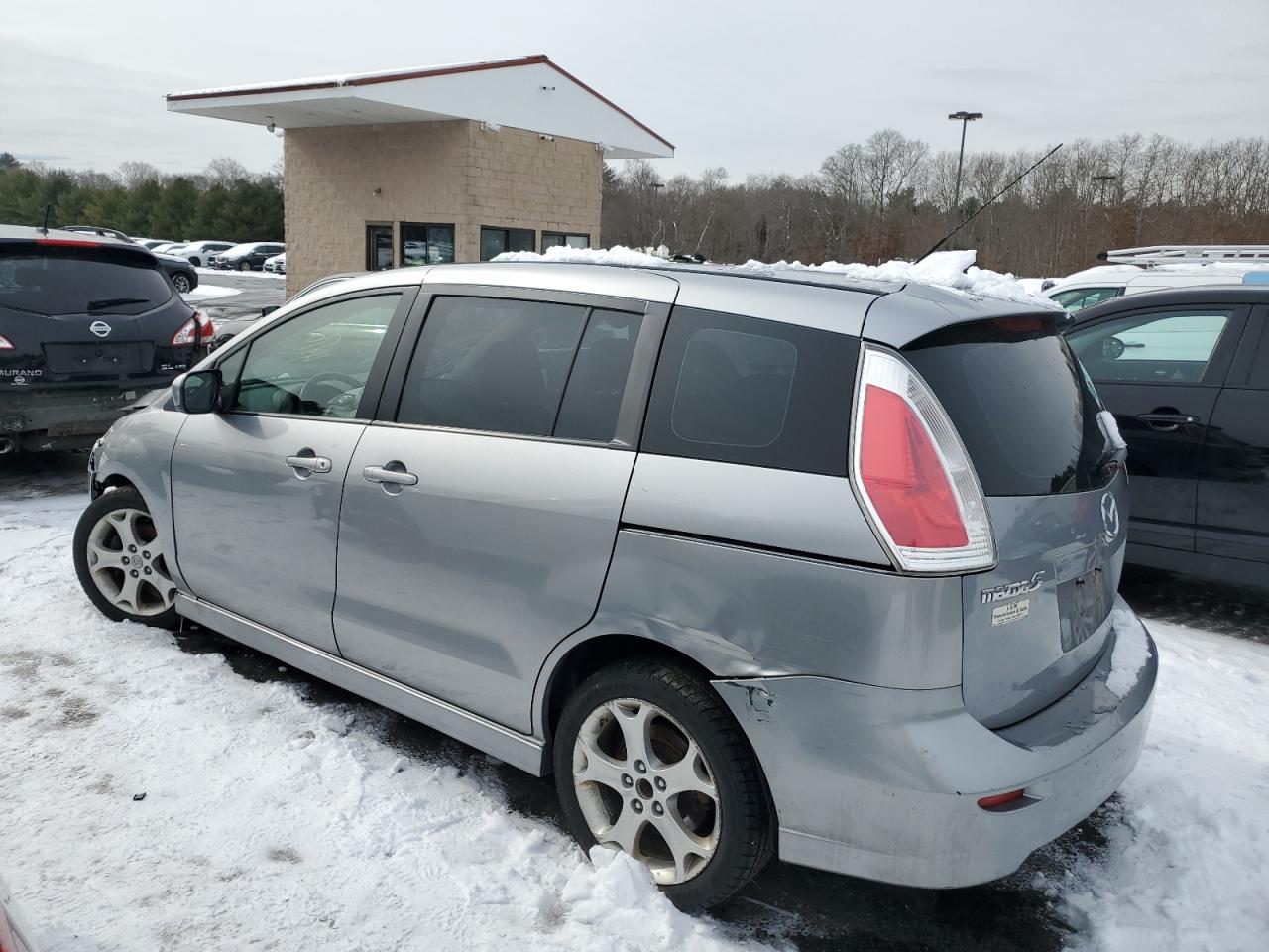 2010 Mazda 5 - Image 2