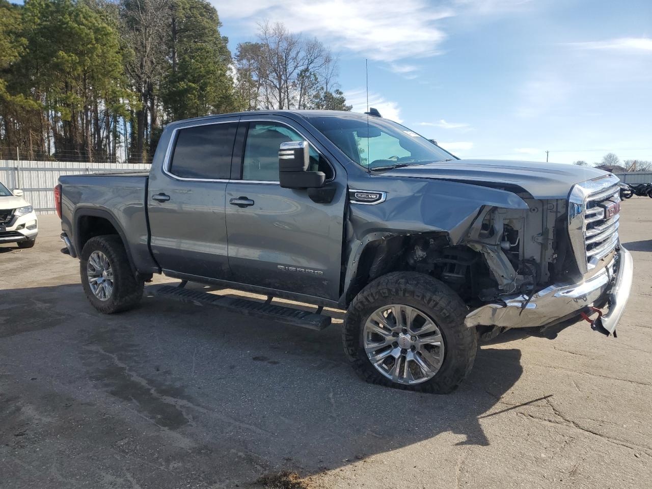 2020 GMC Sierra - Image 4