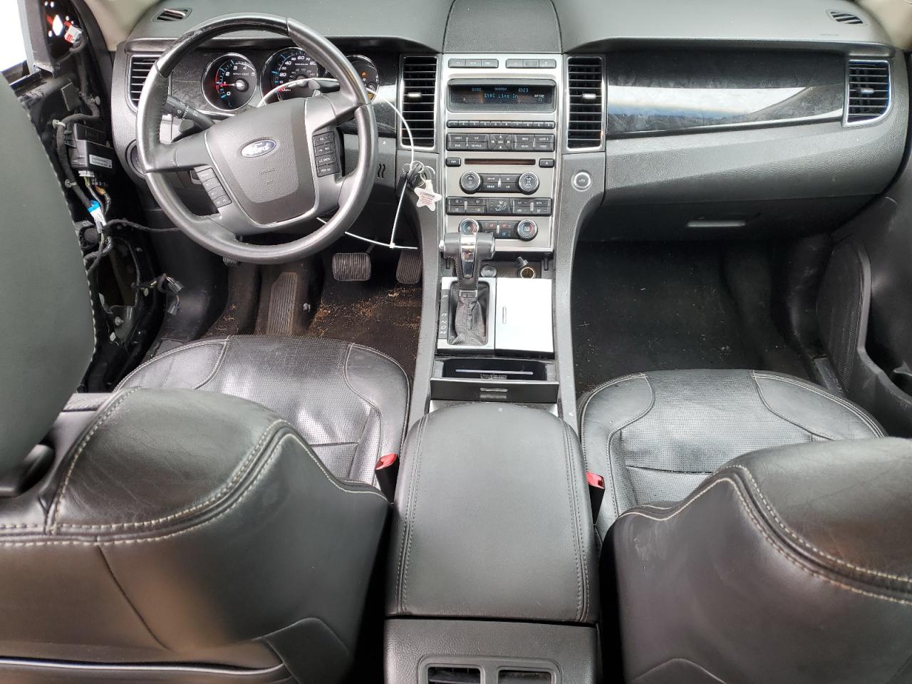 2010 Ford Taurus - Image 8