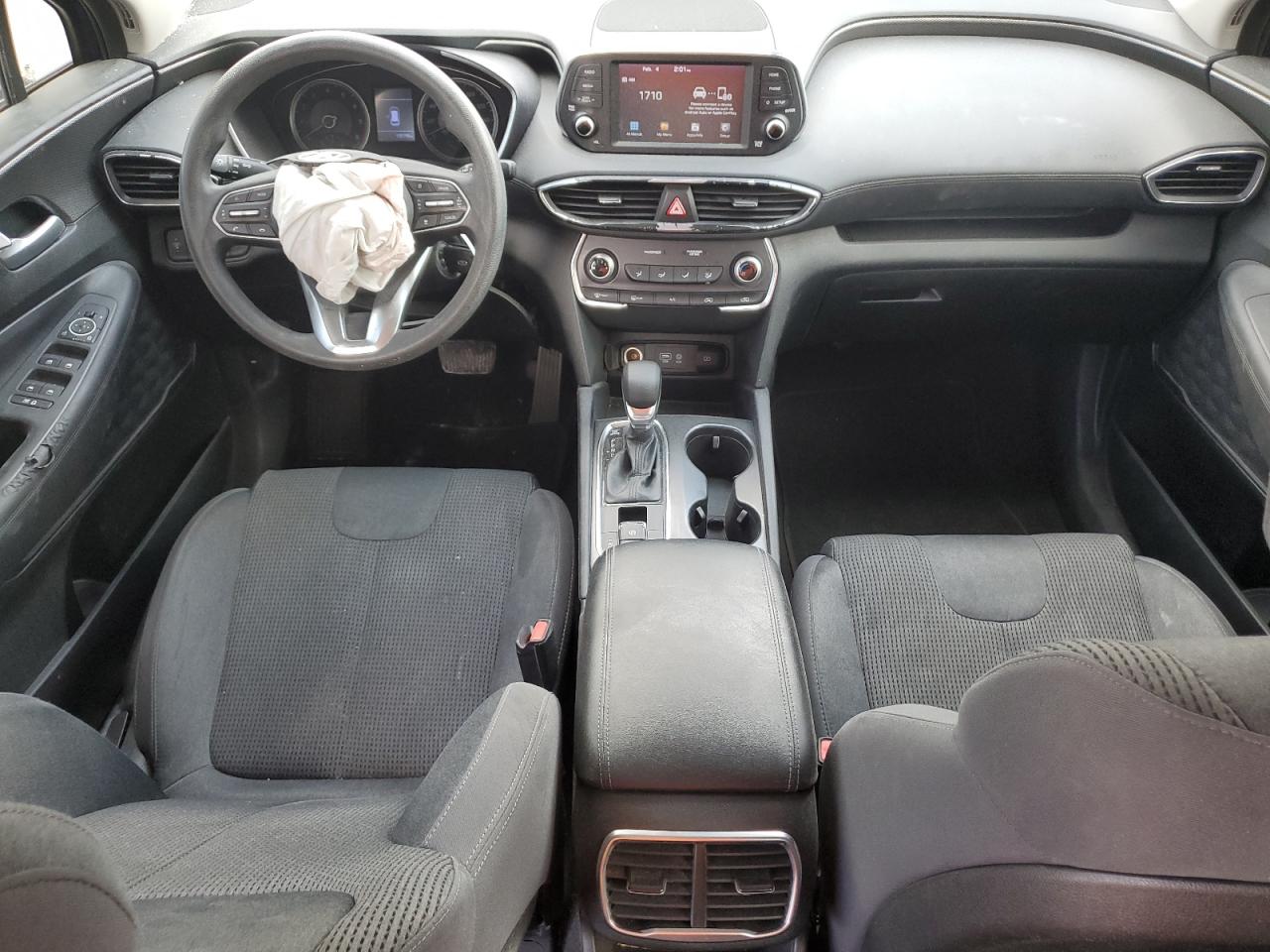 2019 Hyundai Santa Fe - Image 8
