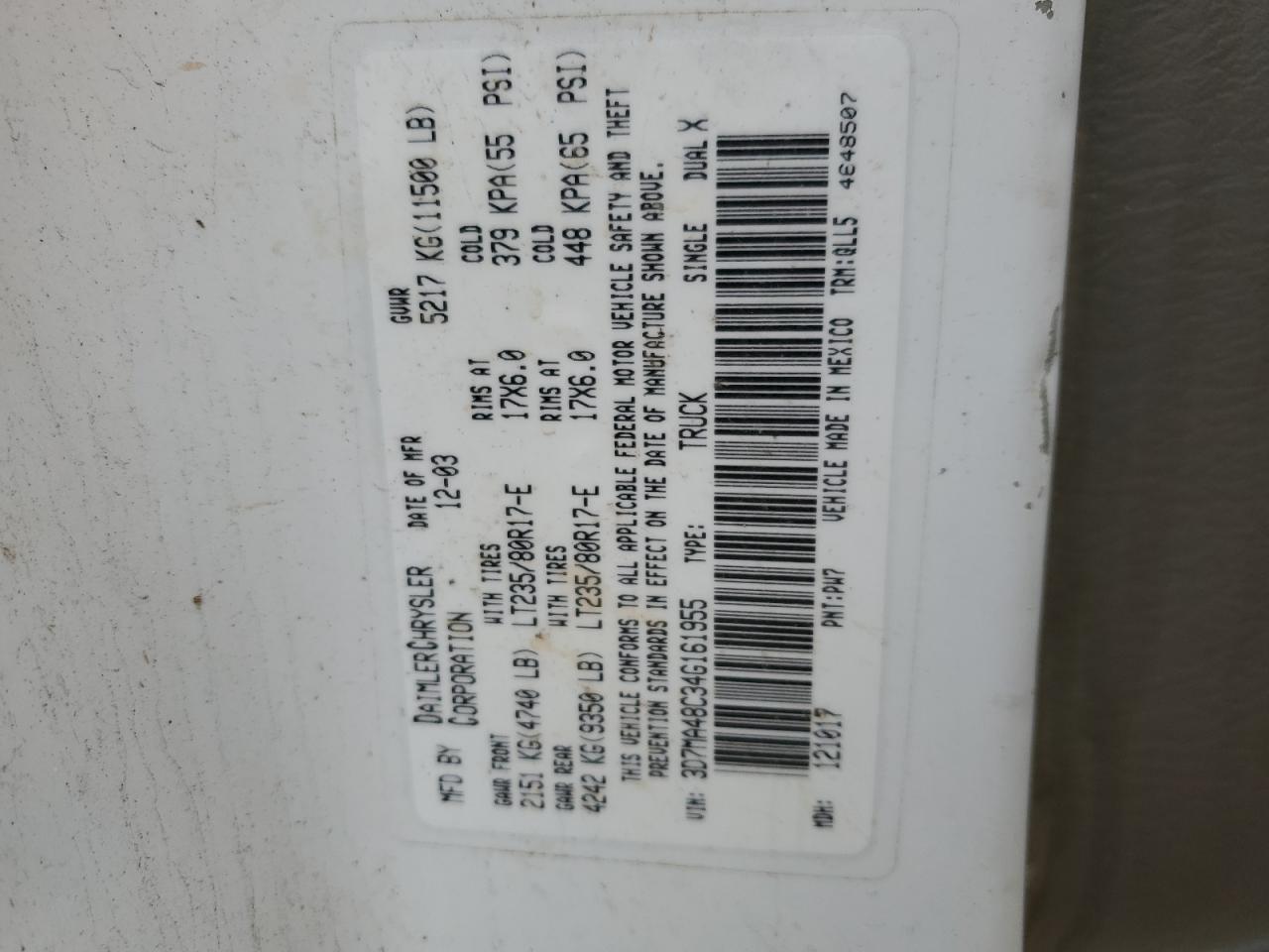 2004 Dodge RAM - Image 12