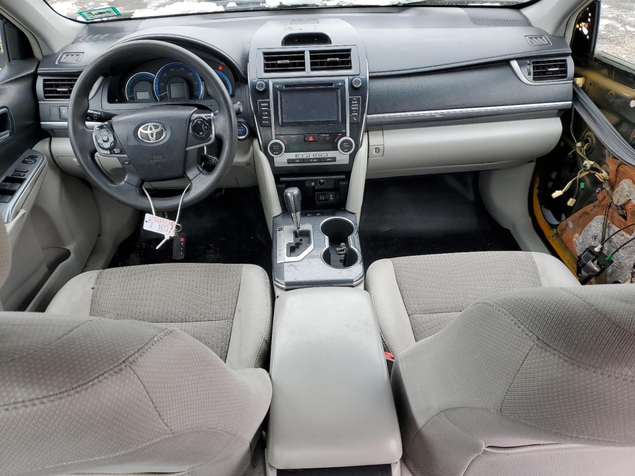2014 Toyota Camry - Image 8