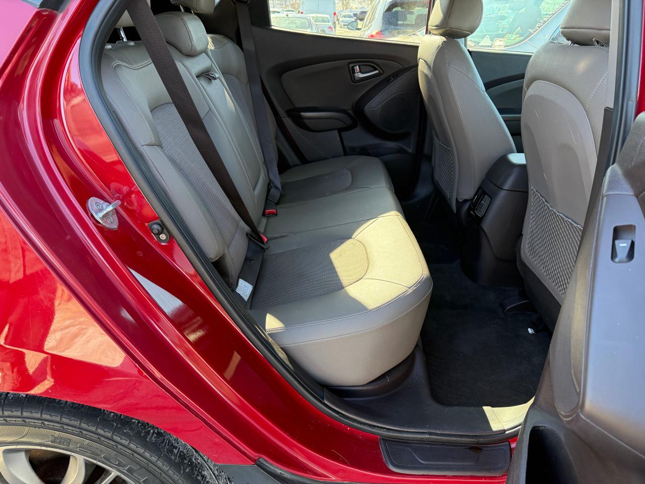 2014 Hyundai Tucson - Image 6
