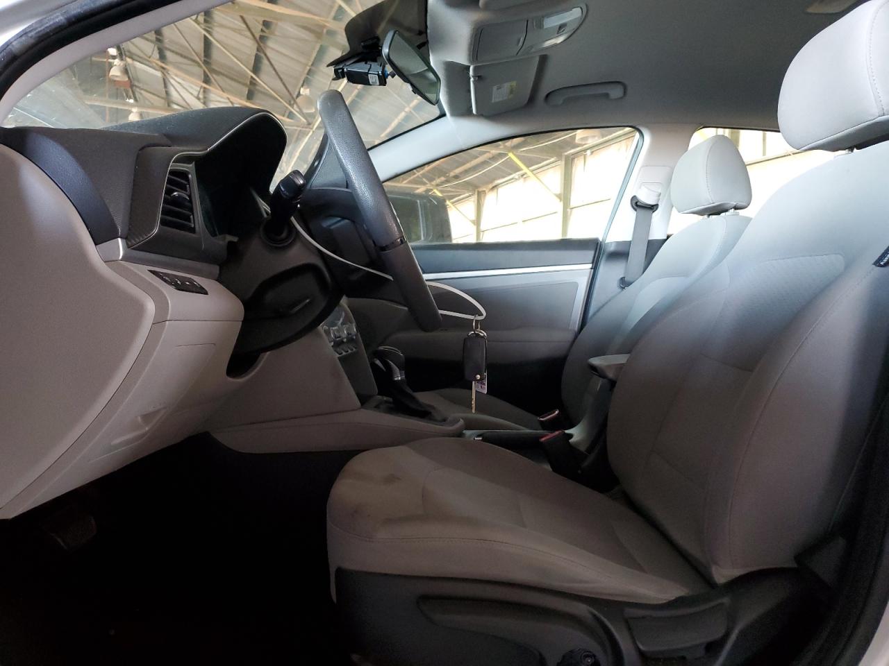 2020 Hyundai Elantra - Image 7