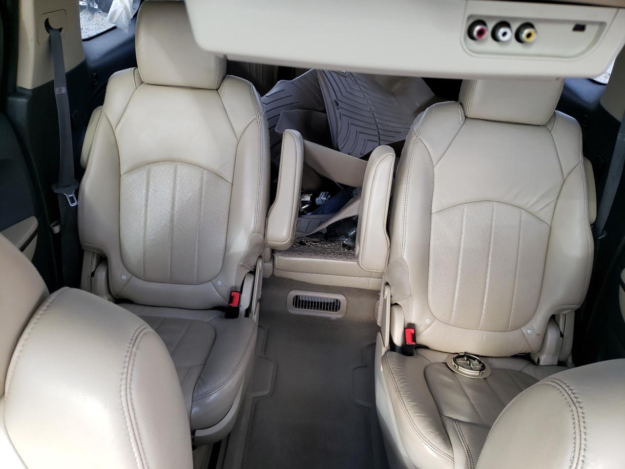 2011 GMC Acadia - Image 10