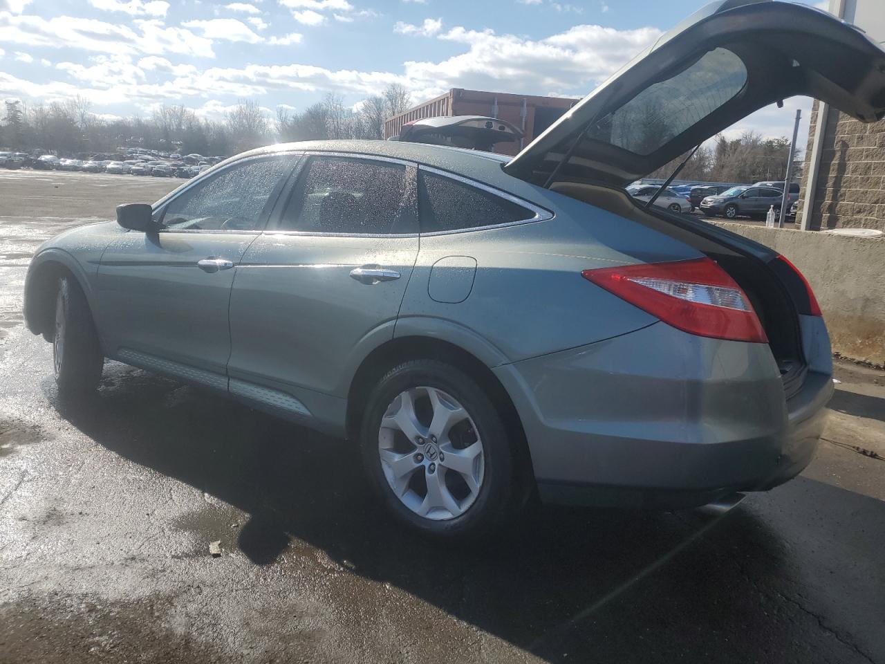 2011 Honda Accord - Image 2