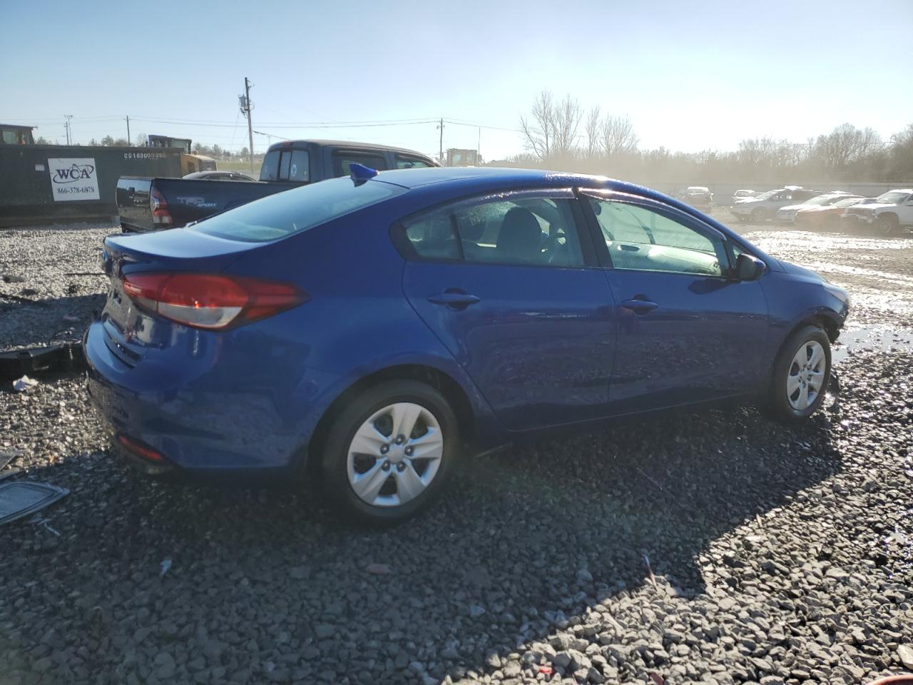 2017 Kia Forte - Image 3