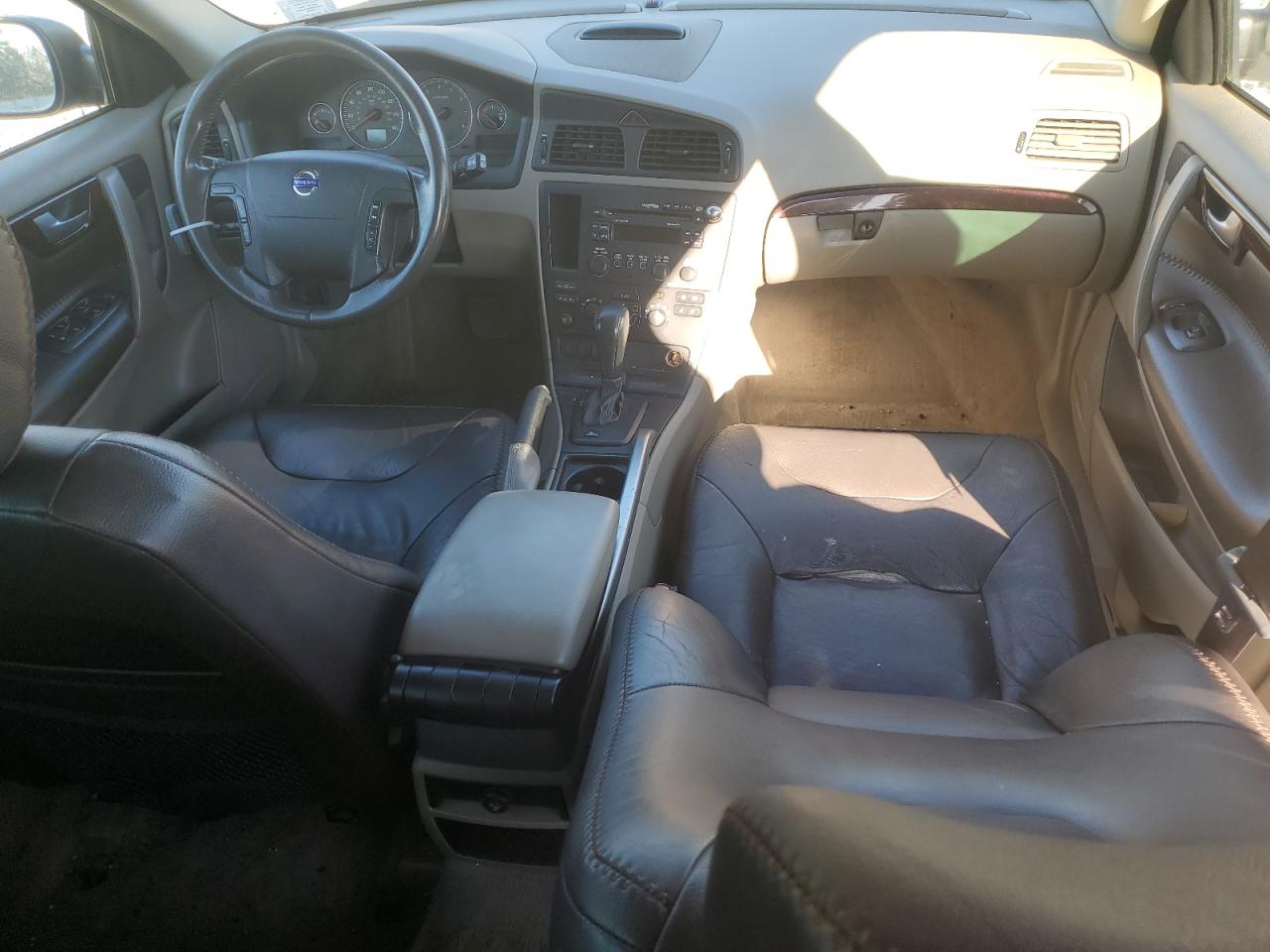 2004 Volvo XC70 - Image 8